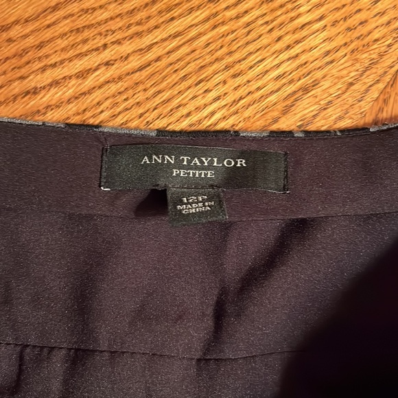 Ann Taylor black/grey leprosariums print skirt sz 12P - Picture 2 of 5